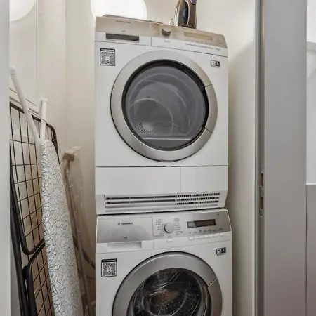 Casa Milla - Moderne & Zentrale Maisonette In Mit Balkon Und Tiefgarage Langenthal