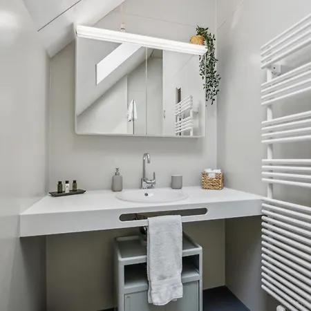 Casa Milla - Moderne & Zentrale Maisonette In Mit Balkon Und Tiefgarage * Langenthal