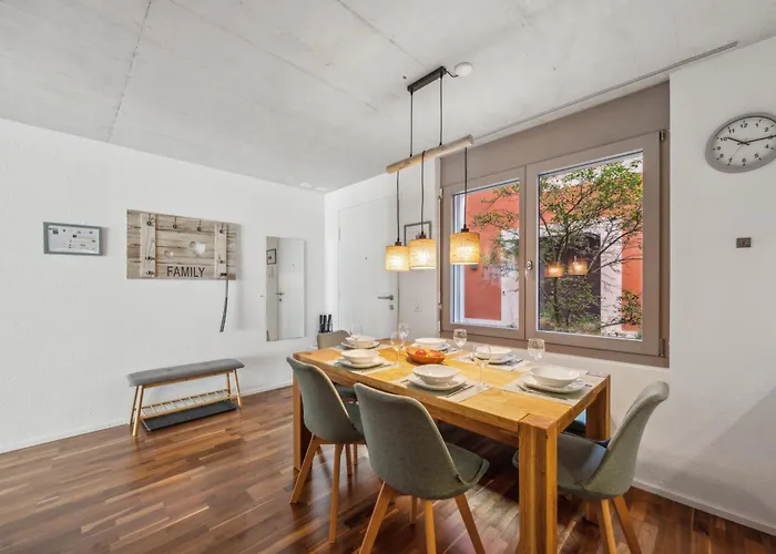 Casa Milla - Moderne & Zentrale Maisonette In Mit Balkon Und Tiefgarage * Langenthal