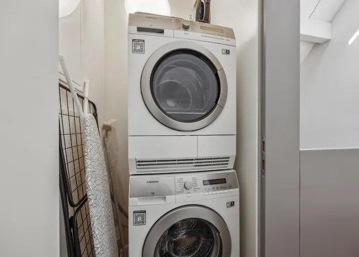 Casa Milla - Moderne & Zentrale Maisonette In Mit Balkon Und Tiefgarage Langenthal