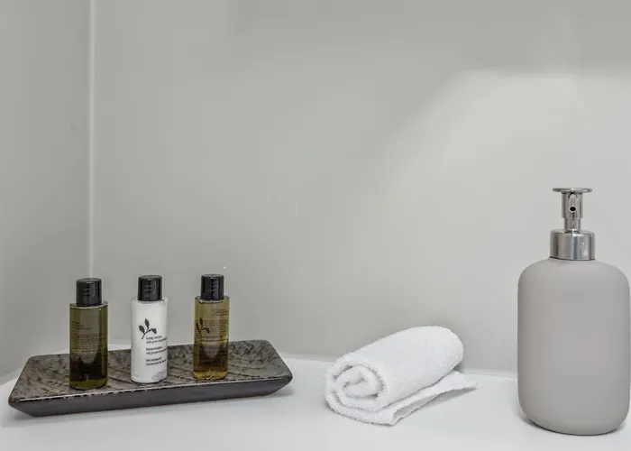 Apartment Casa Milla - Moderne & Zentrale Maisonette In Mit Balkon Und Tiefgarage