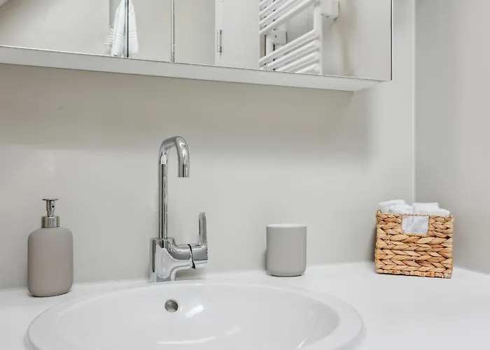 Apartman Casa Milla - Moderne & Zentrale Maisonette In Mit Balkon Und Tiefgarage Langenthal