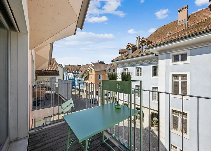 Casa Milla - Moderne & Zentrale Maisonette In Mit Balkon Und Tiefgarage Langenthal